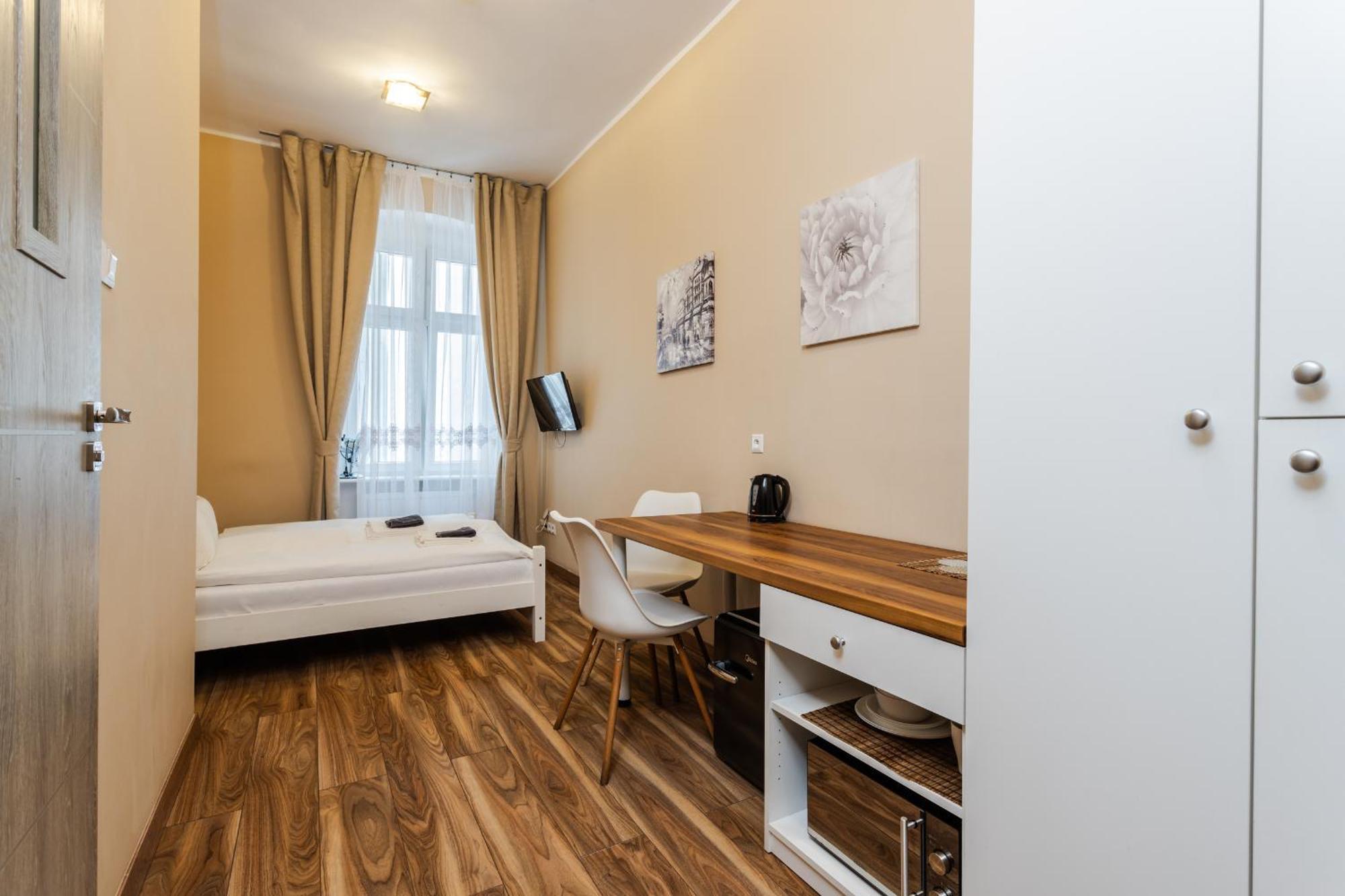 Functional And Comfortable Very Berry Studios In Poznan By Noclegi Renters Exterior foto